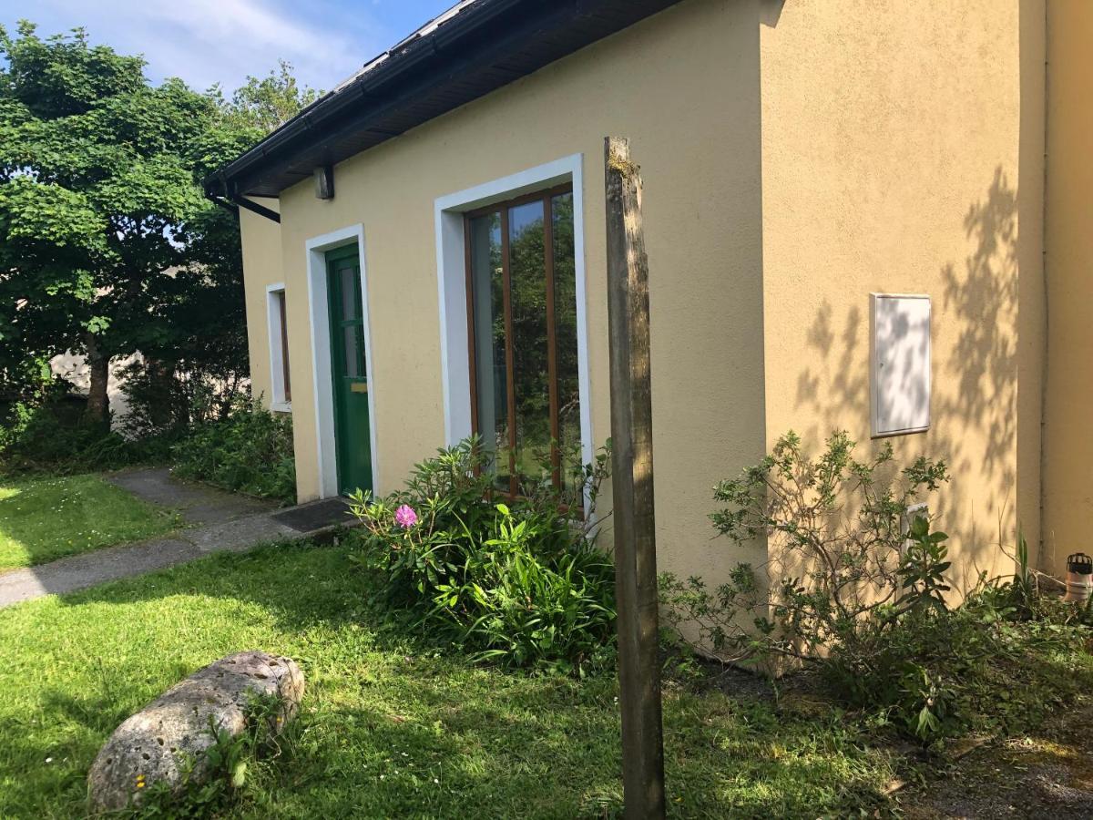 Letterfrack Farm Lodge House In Letterfrack Village Connemara Exterior photo